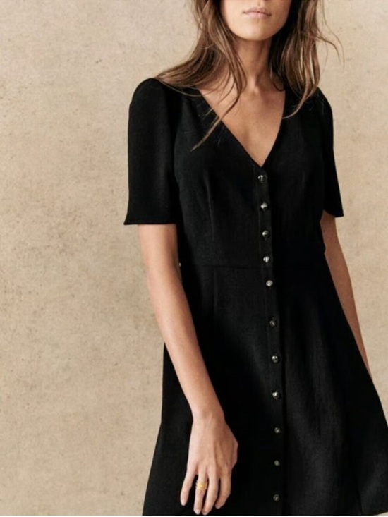 Sezane Dresses & Skirts - Sézane Lily Dress in Black